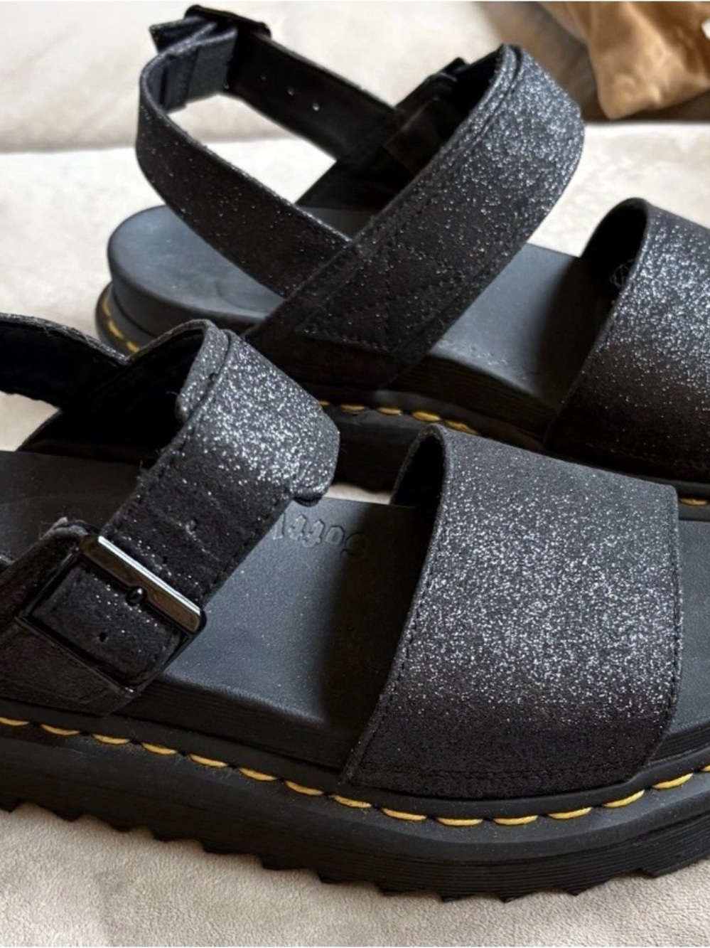 Dr. Martens Womens Voss GLTR Black Chunky Open Toe Buckle Sandals Size 9 Leather